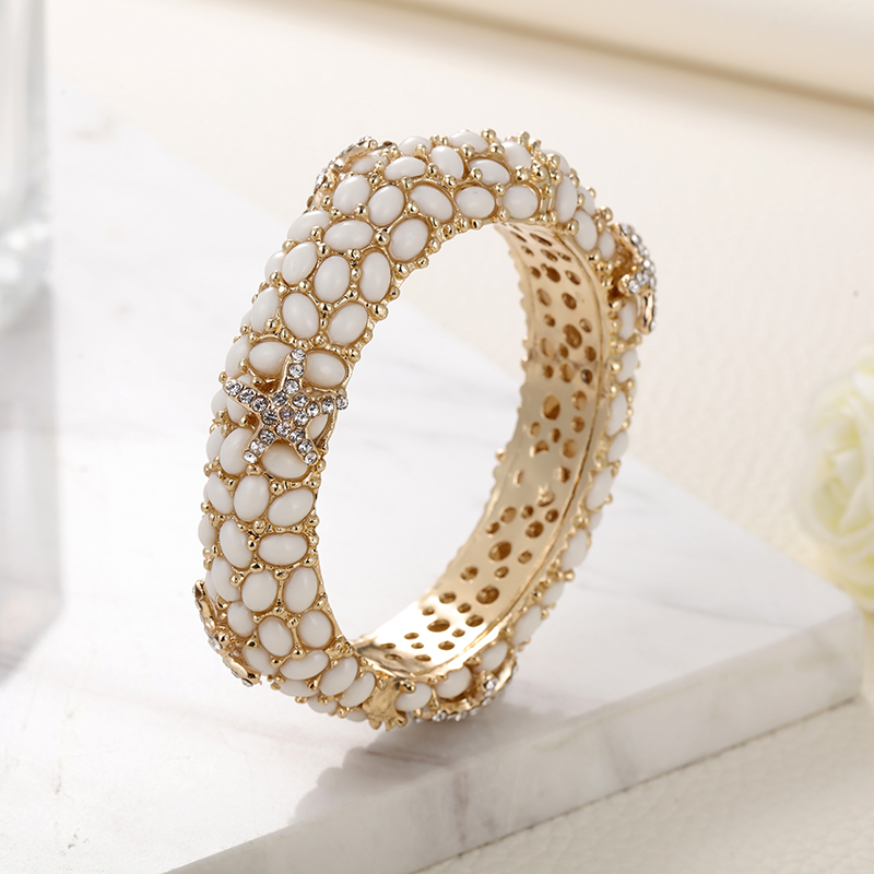 ของขวัญคริสต์มาสจากแซลลี่ พารา - Paradise Jewelry & Watches Dolphin Mall บทวิจารณ์และราคา